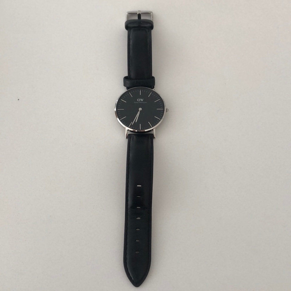Daniel Wellington silver watch